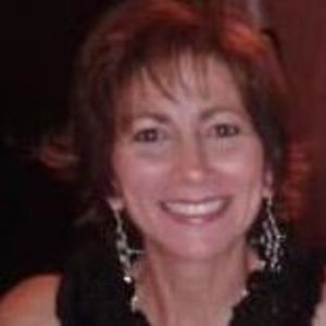 Meet your Posher, Carmela